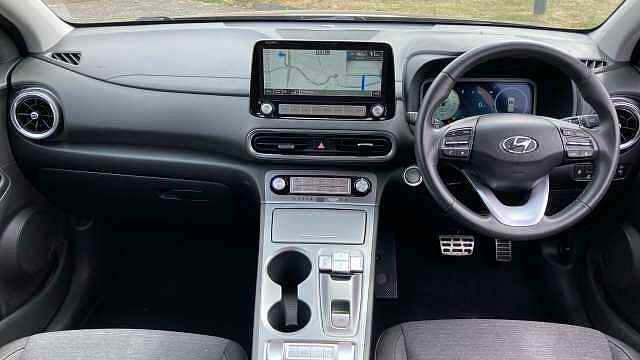 Hyundai KONA 100kW SE Connect 39kWh 5dr Auto Electric Hatchback Black