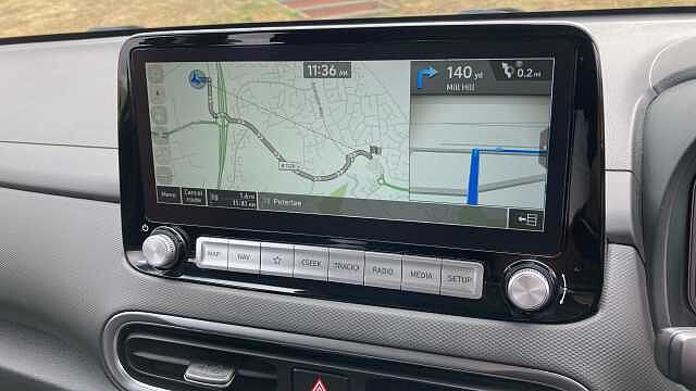 Hyundai KONA 100kW SE Connect 39kWh 5dr Auto Electric Hatchback Black