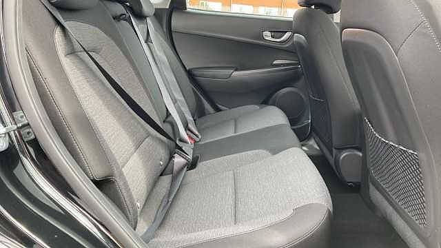 Hyundai KONA 100kW SE Connect 39kWh 5dr Auto Electric Hatchback Black