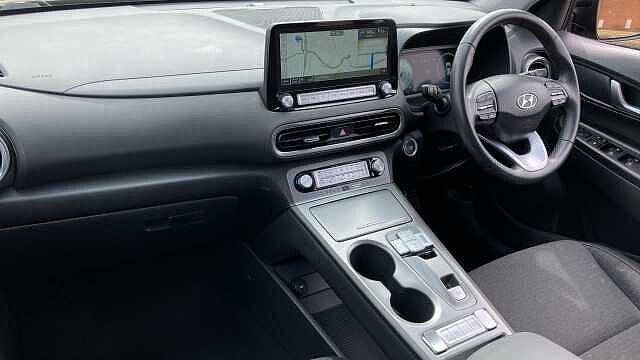 Hyundai KONA 100kW SE Connect 39kWh 5dr Auto Electric Hatchback Black
