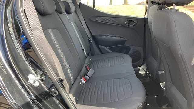 Hyundai i10 1.0 [63] Advance 5dr Auto [Nav] Petrol Hatchback