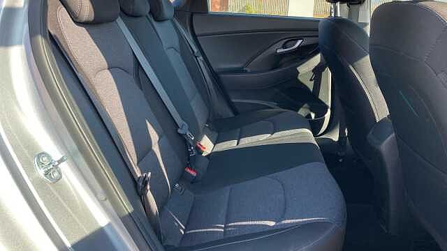 Hyundai i30 1.0T GDi SE Connect 5dr DCT Petrol Hatchback
