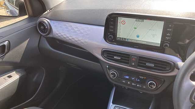 Hyundai i10 1.0 [63] Premium 5dr Auto [Nav] Petrol Hatchback