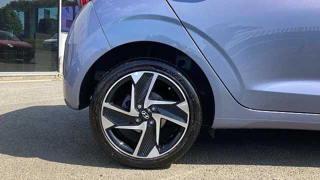 Hyundai i10 1.0 [63] Premium 5dr Auto [Nav] Petrol Hatchback