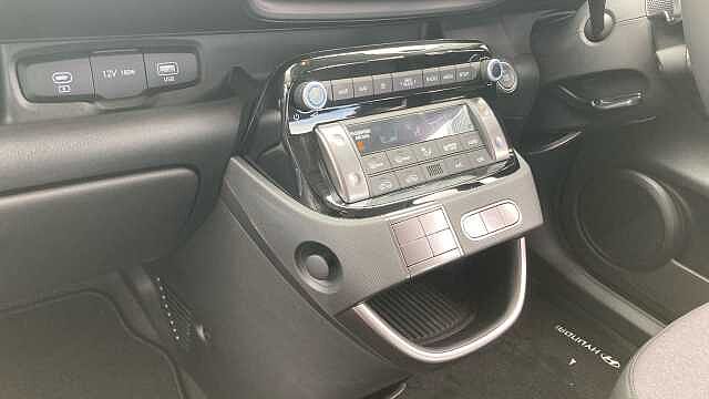 Hyundai INSTER 85kW 01 49kWh 5dr Auto Electric Hatchback