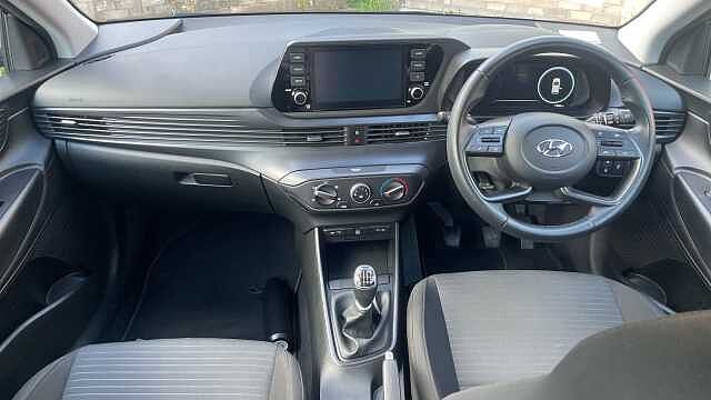 Hyundai I20 1.0T GDi 48V MHD SE Connect 5dr Petrol Hatchback Black