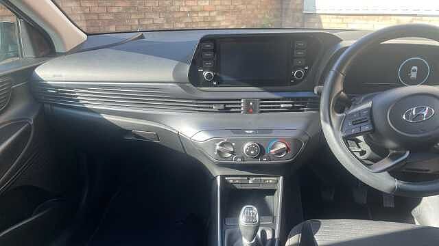 Hyundai I20 1.0T GDi 48V MHD SE Connect 5dr Petrol Hatchback Black