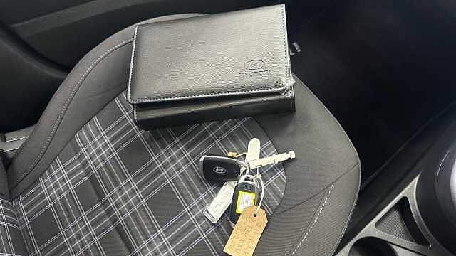 Hyundai i10 1.0 [63] Premium 5dr Auto [Nav] Petrol Hatchback