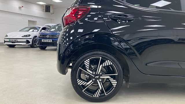 Hyundai I10 1.0T [90] N Line 5dr [Nav] Petrol Hatchback Black