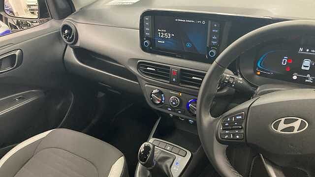 Hyundai I10 1.0 [63] Advance 5dr Auto [Nav] Petrol Hatchback Black