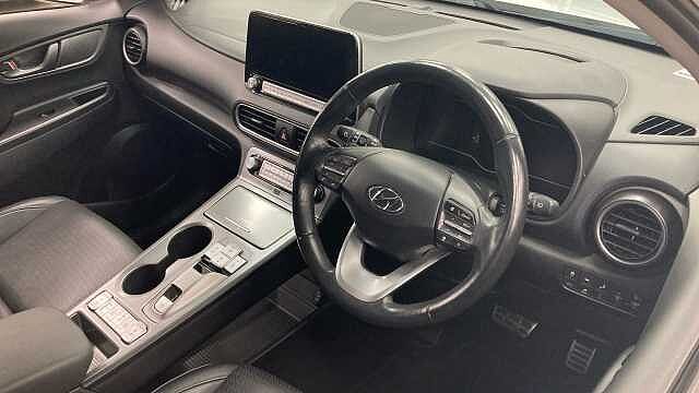 Hyundai KONA 150kW Premium SE 64kWh 5dr Auto Electric Hatchback White