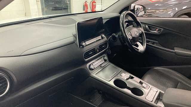 Hyundai KONA 150kW Premium SE 64kWh 5dr Auto Electric Hatchback White