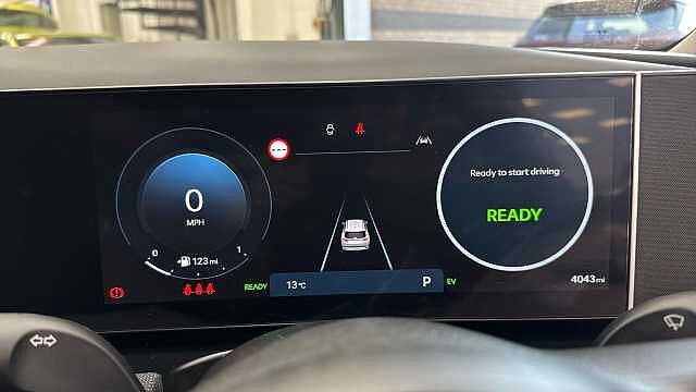 Hyundai TUCSON 1.6T Hybrid Advance 5dr Auto Hybrid Estate Grey