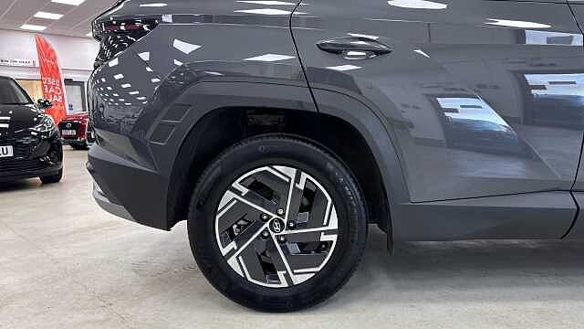 Hyundai TUCSON 1.6T Hybrid Advance 5dr Auto Hybrid Estate Grey