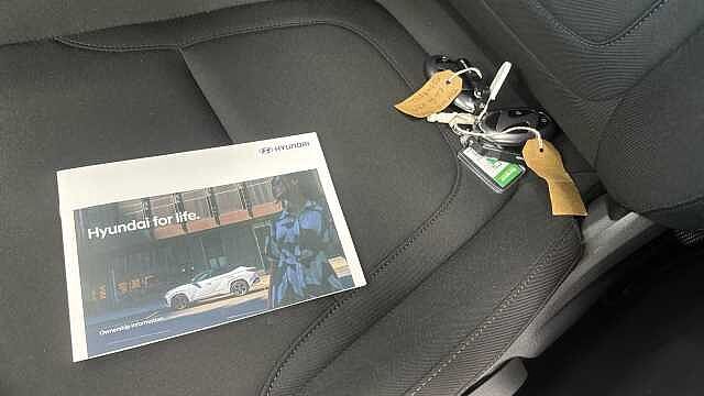 Hyundai TUCSON 1.6T Hybrid Advance 5dr Auto Hybrid Estate Grey