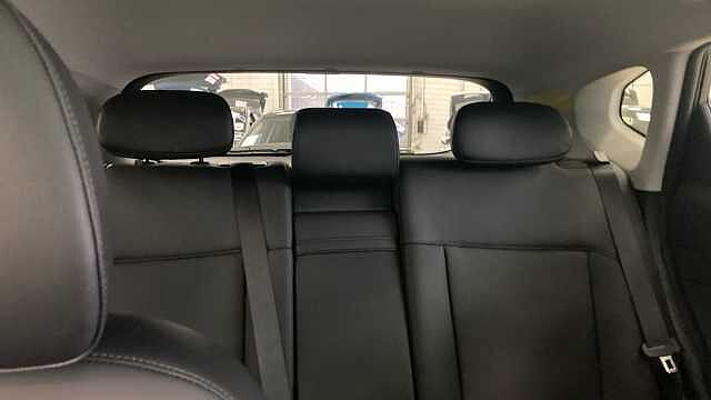 Hyundai KONA 1.0T 100 Ultimate 5dr Petrol Hatchback Pearl - Abyss Black