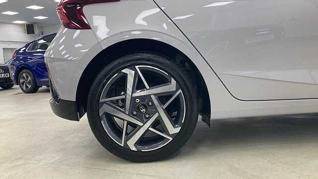 Hyundai I20 1.0T GDi Premium 5dr Petrol Hatchback Pearl - Lumen Grey