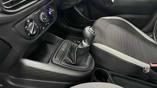 Hyundai i10 1.2 MPi SE Connect 5dr Petrol Hatchback