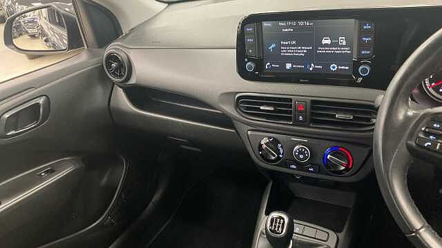 Hyundai i10 1.0 MPi SE Connect 5dr Petrol Hatchback