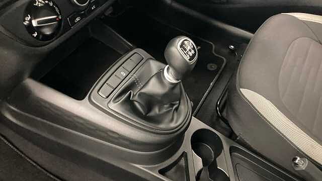 Hyundai I10 1.0 MPi SE Connect 5dr Petrol Hatchback White