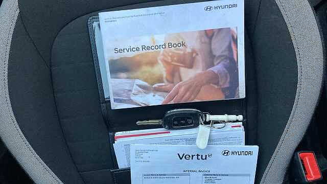 Hyundai I10 1.0 MPi SE Connect 5dr Petrol Hatchback Black