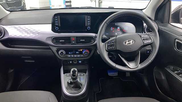 Hyundai I10 1.2 [79] Premium 5dr Auto [Nav] Petrol Hatchback Phantom Black - Pearl