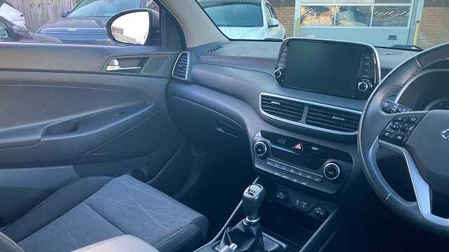 Hyundai TUCSON 1.6 GDi SE Nav 5dr 2WD Petrol Estate Grey