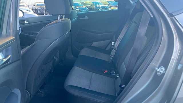 Hyundai TUCSON 1.6 GDi SE Nav 5dr 2WD Petrol Estate Grey
