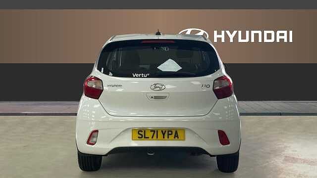Hyundai I10 1.0 MPi SE Connect 5dr Petrol Hatchback White
