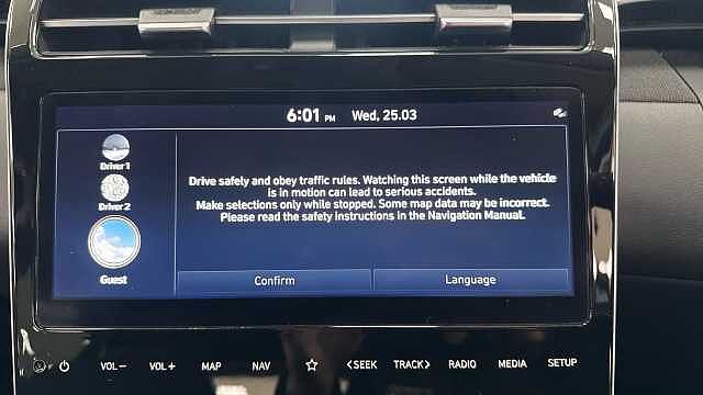 Hyundai TUCSON 1.6 TGDi 48V MHD SE Connect 5dr 2WD DCT Black