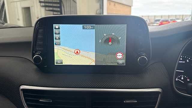 Hyundai TUCSON 1.6 GDi SE Nav 5dr 2WD Red