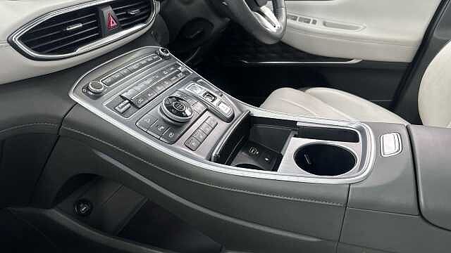 Hyundai SANTA FE 1.6 TGDi Plug-in Hybrid Ultimate 5dr 4WD Auto