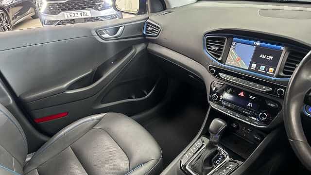Hyundai IONIQ 1.6 GDi Hybrid Premium SE 5dr DCT