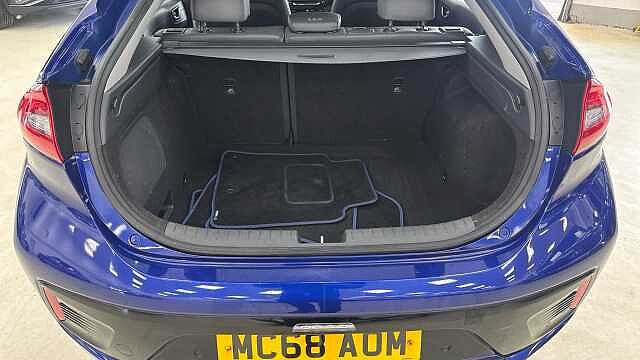 Hyundai IONIQ 1.6 GDi Hybrid Premium SE 5dr DCT