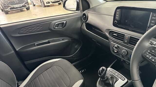 Hyundai i10 1.0 [63] Advance 5dr Auto [Nav]