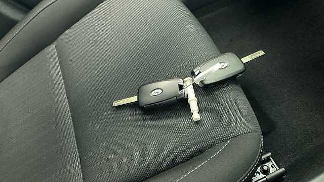 Hyundai KONA 1.6 GDi Hybrid SE Connect 5dr DCT Blue