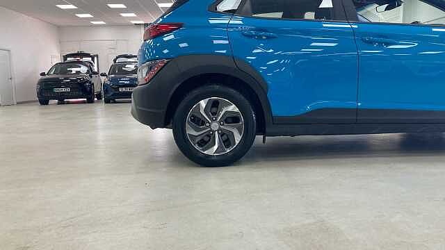 Hyundai KONA 1.6 GDi Hybrid SE Connect 5dr DCT Blue