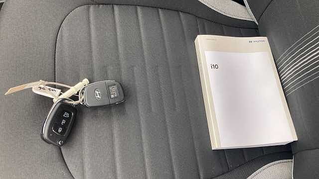 Hyundai i10 1.0 [63] Advance 5dr Auto [Nav]