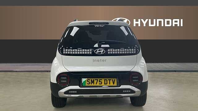 Hyundai INSTER 85kW 02 49kWh 5dr Auto White