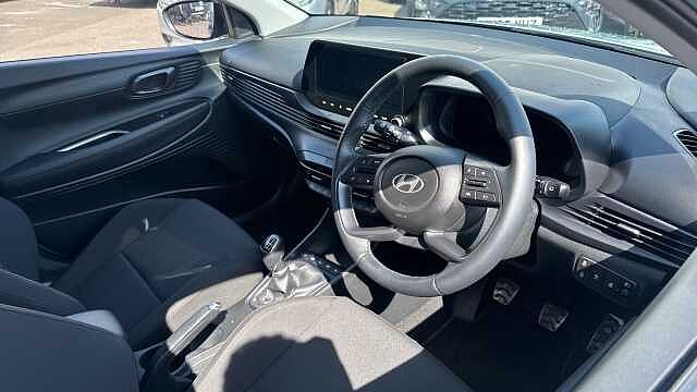Hyundai BAYON 1.0 TGDi Premium 5dr Premium Pearlescent - Mangrove Green