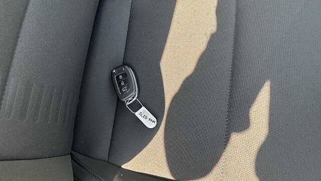 Hyundai BAYON 1.0 TGDi Premium 5dr Premium Pearlescent - Mangrove Green