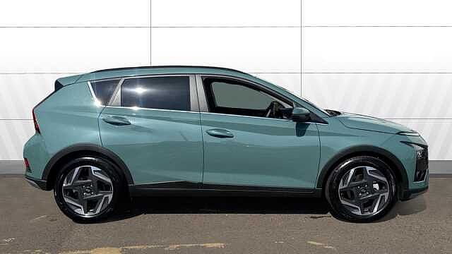 Hyundai BAYON 1.0 TGDi Premium 5dr Premium Pearlescent - Mangrove Green