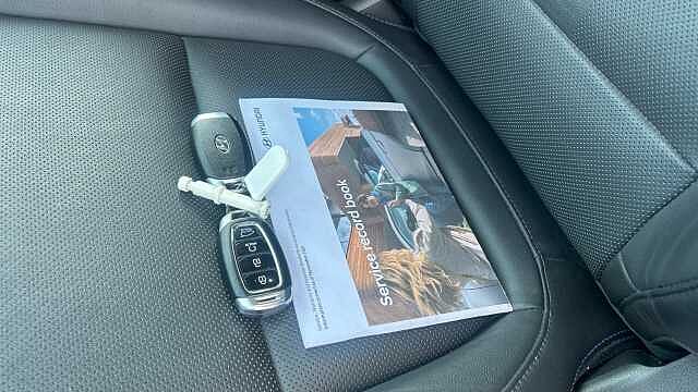 Hyundai KONA 150kW Ultimate 64kWh 5dr Auto Black