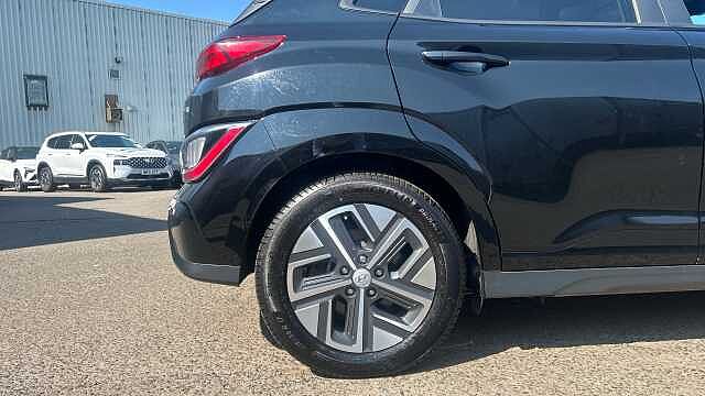 Hyundai KONA 150kW Ultimate 64kWh 5dr Auto Black