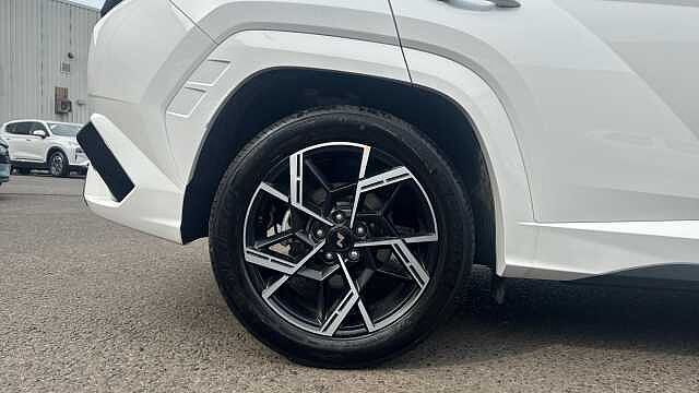 Hyundai TUCSON 1.6T 239 Hybrid N Line 5dr Auto Pearl - Serenity White