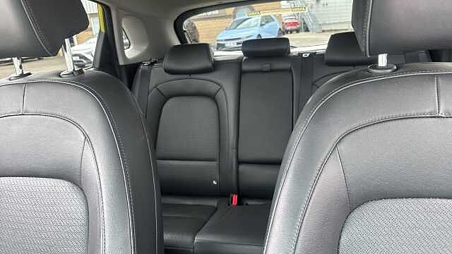 Hyundai KONA 150kW Premium SE 64kWh 5dr Auto Yellow