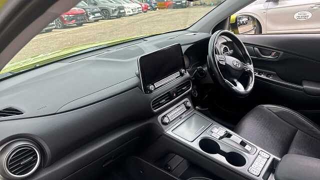 Hyundai KONA 150kW Premium SE 64kWh 5dr Auto Yellow