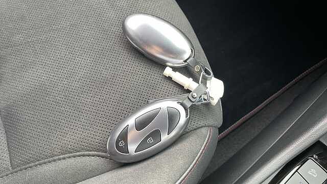 Hyundai TUCSON 1.6T N Line 5dr White