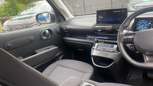 Hyundai INSTER 85kW 02 49kWh 5dr Auto Electric Hatchback