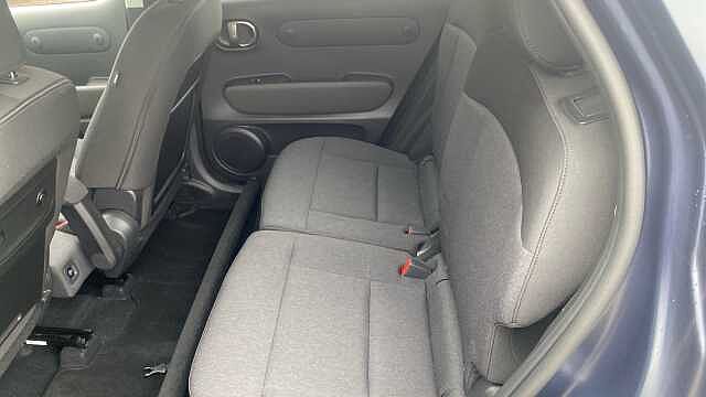 Hyundai INSTER 85kW 02 49kWh 5dr Auto Electric Hatchback